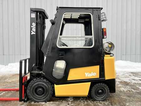 Propane Forklifts 2001  Yale GLP040AF (12)