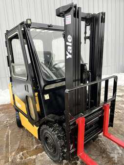 Propane Forklifts 2001  Yale GLP040AF (19)