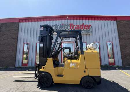 Carretilla elevadora GLP 2008  CAT Lift Trucks GC45KSWB (1)