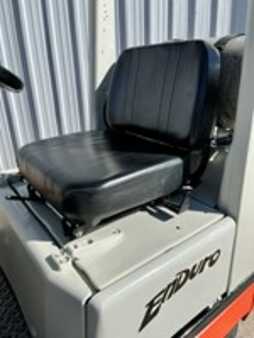 Propane Forklifts  Nissan CPH01A15PV (3) 