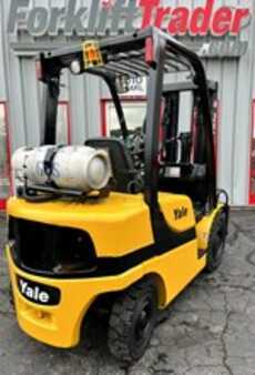 Propane Forklifts 2016  Yale GLP050VX (5)