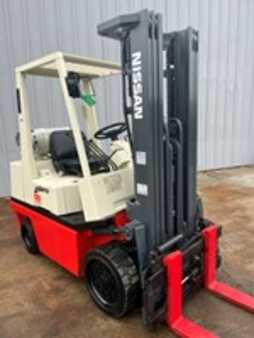 Propane Forklifts  Nissan KCPH02A25PV (5) 