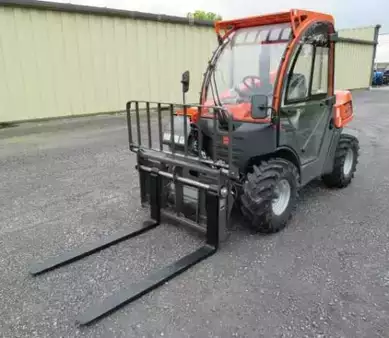 Telehandler Fixed 2025  SkyTrak 3013 (1)
