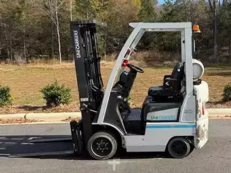 Propane Forklifts 2018  Unicarriers CF30 (1)