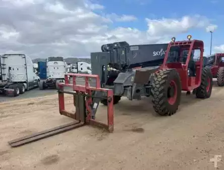 Telehandler Fixed 2016  Skyjack SJ1056 TH (1)
