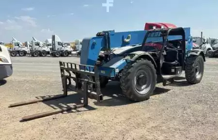 Telehandler Fixed 2017  Genie GTH-844 (1)