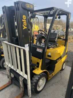 Propane Forklifts 2020  Yale GLC050VX (1)