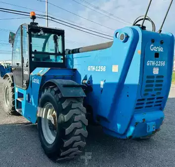 Telehandler Fixed  Genie GTH1256 (1)