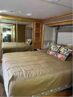 Misceláneos 2005  Fleetwood Expedition 34M (16)