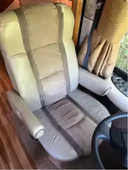 Misceláneos 2005  Fleetwood Expedition 34M (22)