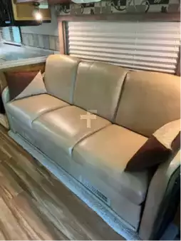 Misceláneos 2005  Fleetwood Expedition 34M (32)