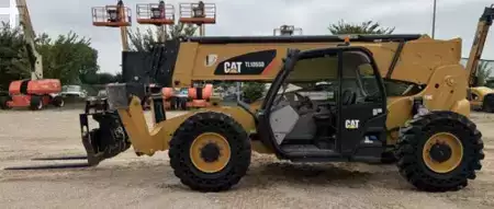 Manipulador Telescópico fijo 2018  CAT Lift Trucks TL1055D (1)