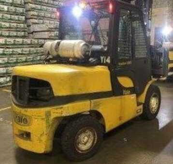 Diesel Forklifts 2021  Yale GLP120VX (1)
