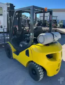 Montacargas diésel 2006  Komatsu FG25T (2)