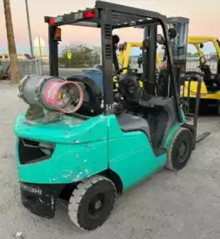 Diesel Forklifts 2008  Mitsubishi FG25N (2)