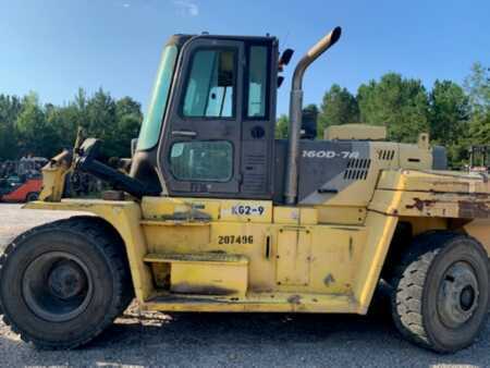 Montacargas diésel 2013  Hyundai 160D-7A (2)