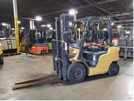 Montacargas GLP 2021  CAT Lift Trucks GP25N5 (1)