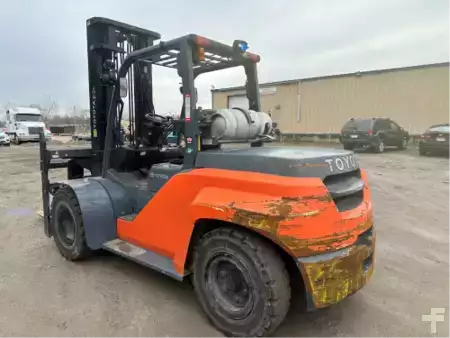 Propane Forklifts 2018  Toyota 8FG70U (8)
