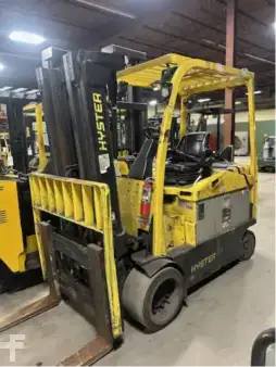 Montacargas Eléctrico (4 ruedas) 2021  Hyster E100XN (1)