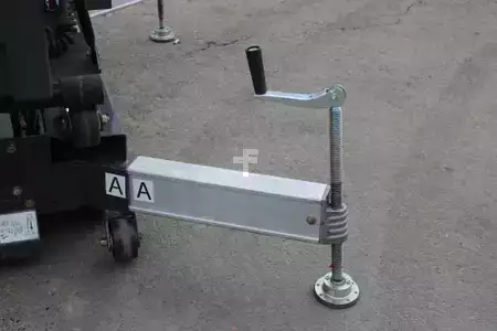 Other 2025  JLG 25AM-DC (14)