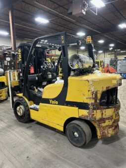 Propane Forklifts 2013  Yale GLC155VX (2)
