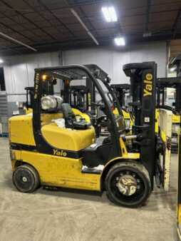Propane Forklifts 2013  Yale GLC155VX (4)