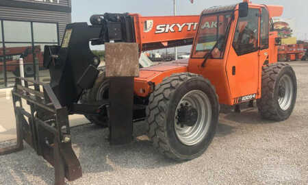 Manipulador Telescópico fijo 2020  SkyTrak 10054 (1)