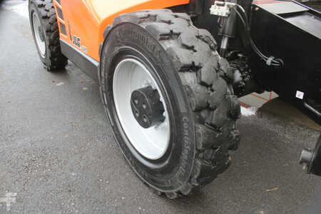 Manipulador Telescópico fijo 2019  JLG 1255 (17)