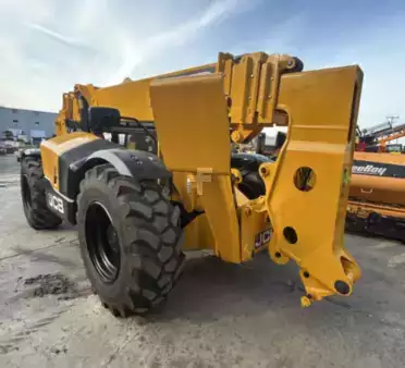 Telehandler Fixed 2025  JCB 512-56 (2)