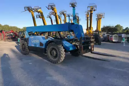 Manipulador Telescópico fijo 2019  Genie GTH-844 (1)