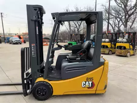 4-Wheel Electric 2024  CAT Lift Trucks 2ET4000 (1)