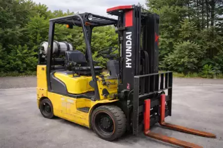Propane Forklifts 2015  Hyundai 25LC-7A (1)