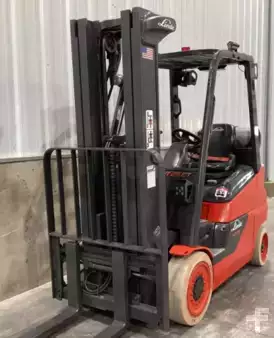 Propane Forklifts 2019  Linde HT25CT (1)