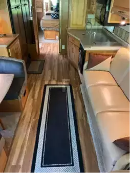 Other 2005  Fleetwood Expedition 34M (30)