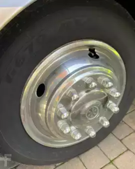 Other 2005  Fleetwood Expedition 34M (35)