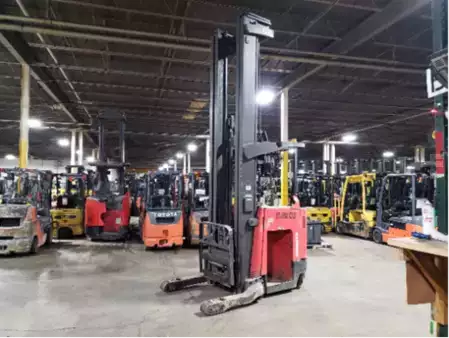 Montacargas Eléctrico (4 ruedas) 2019  Raymond 752-R45TT (1)