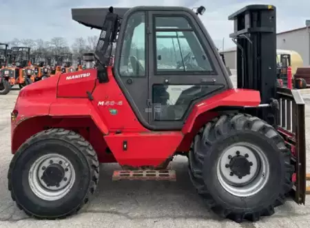 Montacargas diésel  Manitou M40-4 (1)
