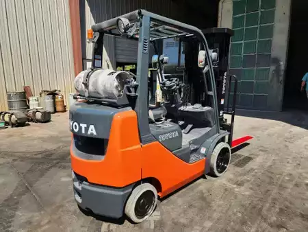 Propane Forklifts 2017  Toyota 8FGCU25 (3)
