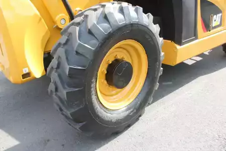 Manipulador Telescópico fijo 2019  CAT Lift Trucks TL943D (18)