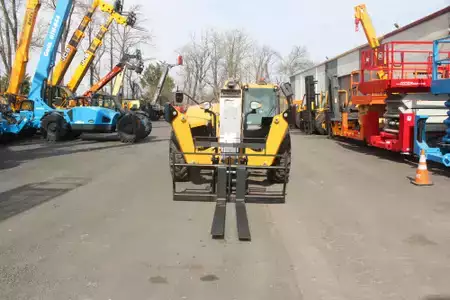 Manipulador Telescópico fijo 2019  CAT Lift Trucks TL943D (6)