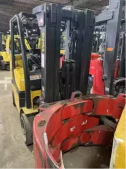 Propane Forklifts 2021  Yale GLC080 (1)