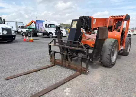 Telehandler Fixed  SkyTrak 10054 (1)