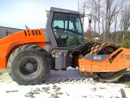 Misceláneos 2019  Hamm H12iP (3)