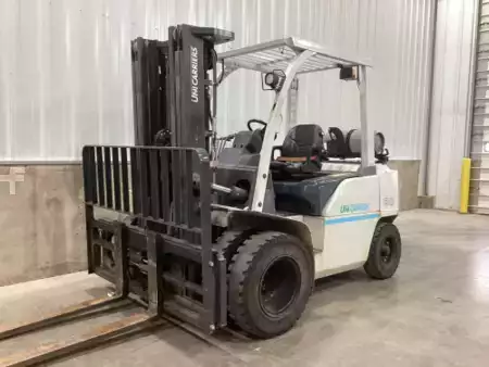 Propane Forklifts 2016  Unicarriers PF80YLP (1)