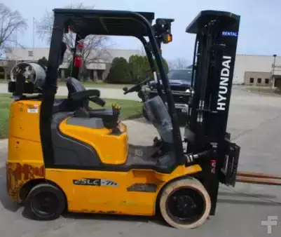 Montacargas GLP 2018  Hyundai 25LC-7A (5)