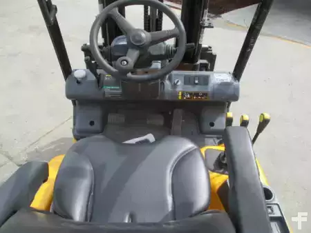 Montacargas GLP 2018  Hyundai 25LC-7A (8)