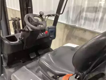4-Wheel Electric 2017  Linde E25C (2)