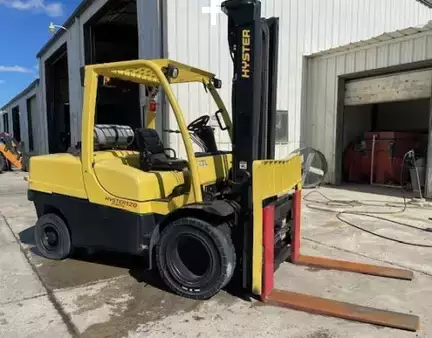 Montacargas GLP 2023  Hyster H120FT (1)