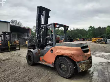 Diesel Forklifts 2016  Toyota 8FD80U (2)