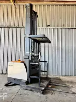 4-Wheel Electric  Crown SP4050-30 (3)